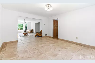 43 Scarlet Drive, Sayreville, NJ 08859 - Photo 21