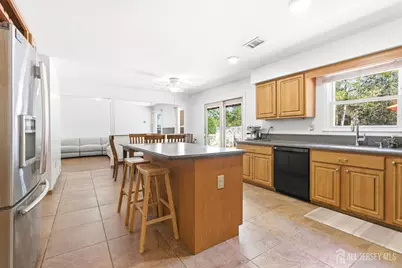 43 Scarlet Drive, Sayreville, NJ 08859 - Photo 15