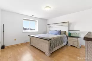 43 Scarlet Dr, Sayreville, NJ 08859 - Photo 35