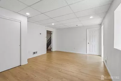 36 Henry Street, Edison, NJ 08820 - Photo 33