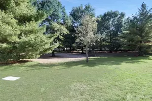 601 Yarrow Cir, South Brunswick Township, NJ 08810 - Photo 45