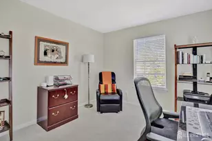 601 Yarrow Cir, South Brunswick Township, NJ 08810 - Photo 33