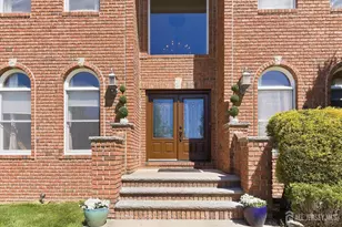 8 Keppel Rd, Plainsboro Township, NJ 08536 - Photo 5