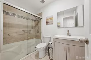 56 Thorne Ln, Old Bridge Township, NJ 07747 - Photo 15