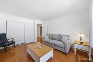 56 Thorne Ln, Old Bridge Township, NJ 07747 - Photo 23