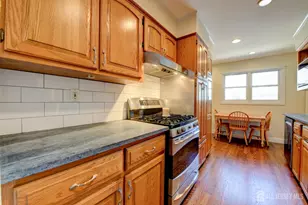 4 Azalea Ct, North Plainfield, NJ 07060 - Photo 11
