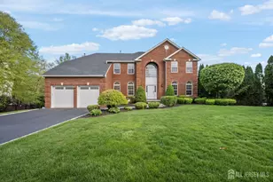 5 Robert Ct, Monroe Township, NJ 08831 - Photo 1