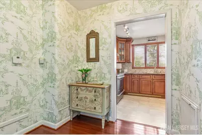544 W 8th Street W, Plainfield, NJ 07060 - Photo 13