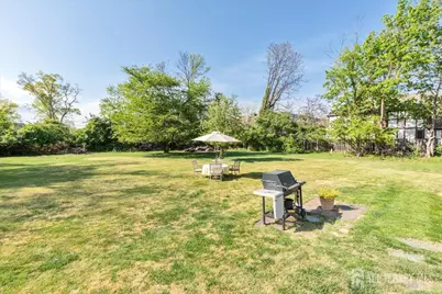 544 W 8th Street W, Plainfield, NJ 07060 - Photo 51