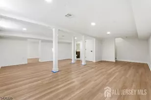 61 Hickory St, Metuchen, NJ 08840 - Photo 43