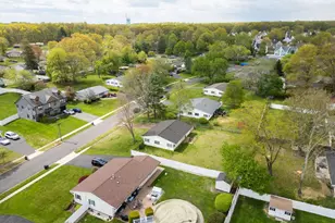 39 Richford Rd, South Brunswick Township, NJ 08824 - Photo 9