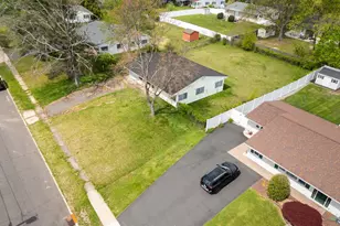 39 Richford Rd, South Brunswick Township, NJ 08824 - Photo 5
