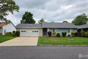 535 Ardmore Rd, Monroe Township, NJ 08831 - Photo 1