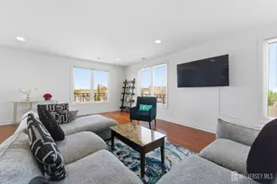 1 N Commerce Square N, Robbinsville, NJ 08691 - Photo 7