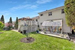 242 Amherst Ave, Colonia, NJ 07067 - Photo 31
