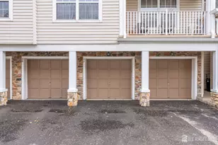28 Inverness Dr, Edison, NJ 08820 - Photo 13