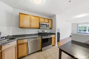 28 Inverness Dr, Edison, NJ 08820 - Photo 3