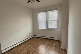 36 Paul St, Fords, NJ 08863 - Photo 3