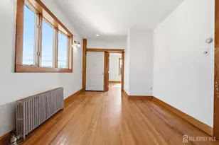 25 Florida Grove Rd, Woodbridge Township, NJ 08832 - Photo 17