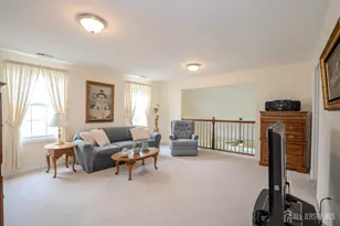 2 Diamond Spring Dr, Monroe Township, NJ 08831 - Photo 23