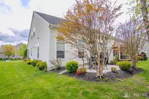 2 Diamond Spring Dr, Monroe Township, NJ 08831 - Photo 5
