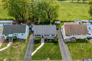 129 Bedford Ave, Iselin, NJ 08830 - Photo 5