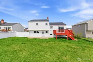 29 Swarthmore Dr, Carteret, NJ 07008 - Photo 33