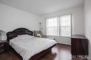 9 Wilmbelton Ct, Edison, NJ 08820 - Photo 5