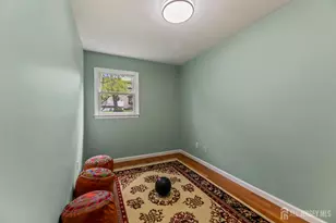 19 Aspen Cir, Edison, NJ 08820 - Photo 17