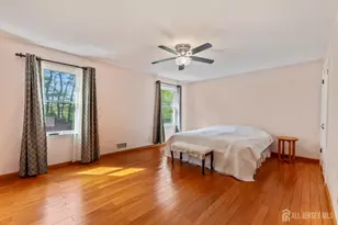 19 Aspen Cir, Edison, NJ 08820 - Photo 27