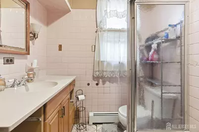 8-10 Horatio Street, Newark, NJ 07105 - Photo 5
