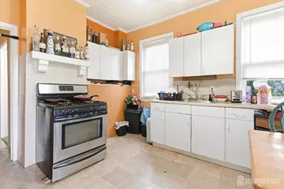 8-10 Horatio Street, Newark, NJ 07105 - Photo 23