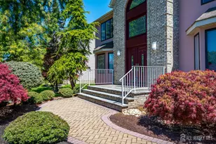 37 Jernee Dr, East Brunswick Township, NJ 08816 - Photo 3