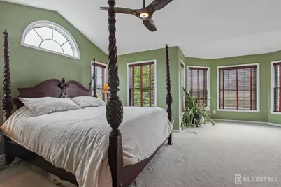 69 Shore Drive S, South Amboy, NJ 08879 - Photo 15