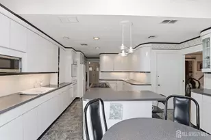 467 Lincoln Ave, Highland Park, NJ 08904 - Photo 9