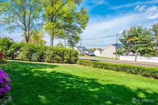 4 Caldwell Ct, East Brunswick Township, NJ 08816 - Photo 43