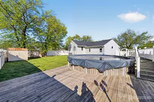 383 Carteret Ave, Carteret, NJ 07008 - Photo 23