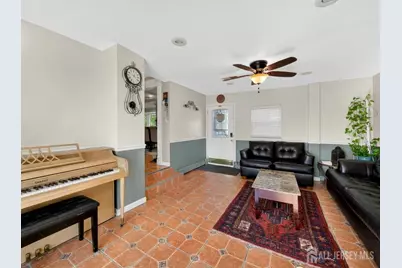 383 Carteret Avenue, Carteret, NJ 07008 - Photo 17