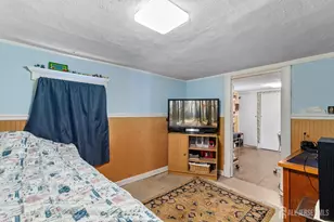 28 Wildwood Ave, Fords, NJ 08863 - Photo 11