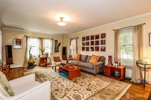7 Crest Rd, New Brunswick, NJ 08901 - Photo 5