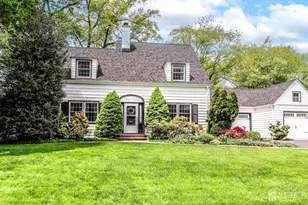 7 Crest Rd, New Brunswick, NJ 08901 - Photo 1