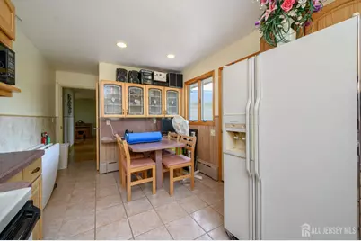 355 Buckelew Avenue, Monroe Township, NJ 08831 - Photo 31