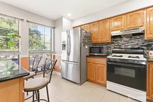 103 Timber Oaks Rd, Edison, NJ 08820 - Photo 9
