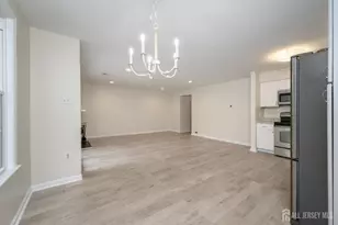 17 Chelmsford Ct, Evesham, NJ 08053 - Photo 9