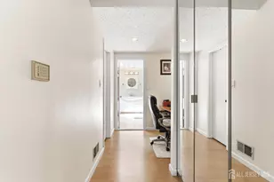98 Park Gate Dr, Edison, NJ 08820 - Photo 21