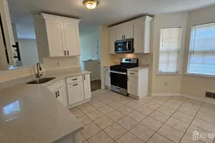 405 Cobblestone Ct, South Brunswick Township, NJ 08852 - Photo 9