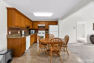 49 Liddle Ave, Edison, NJ 08837 - Photo 3