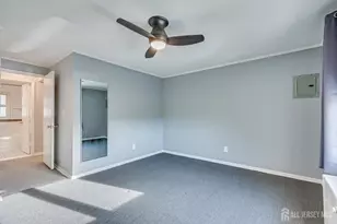 29B Garfield Park, Edison, NJ 08837 - Photo 15