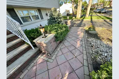 51 Salem Court, Metuchen, NJ 08840 - Photo 3