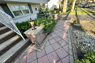 51 Salem Ct, Metuchen, NJ 08840 - Photo 3